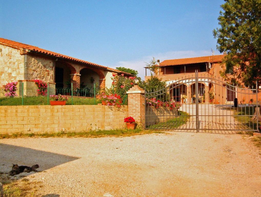 Agriturismo Marruchetone Vecchio Manciano Dış mekan fotoğraf